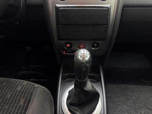 RENAULT MEGANE SEDAN DYNAMIQUE 1.6 16V(HI-FLEX) 4P