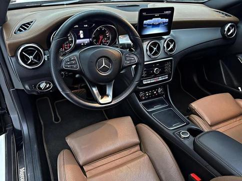 MERCEDES-BENZ GLA 200 1.6 CGI ENDURO 16V TURBO