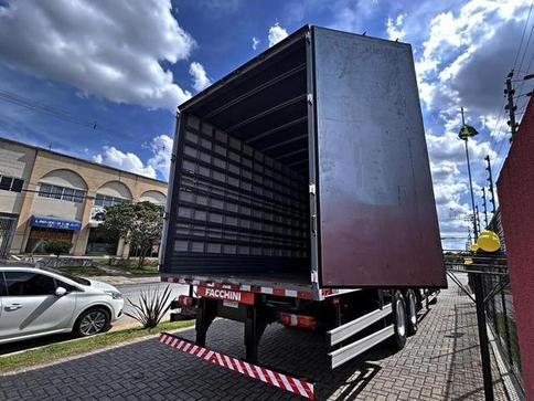 MERCEDES-BENZ ATEGO 2426