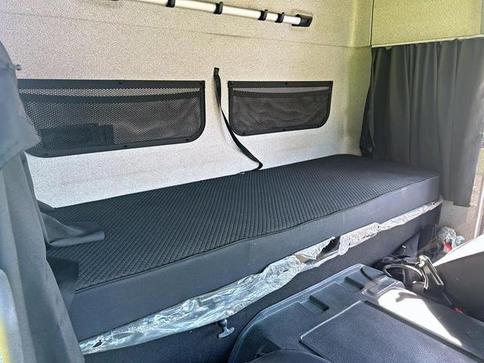 MERCEDES-BENZ ATEGO 2426