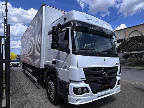 MERCEDES-BENZ ATEGO 2426