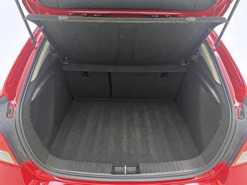 CHEVROLET CRUZE LT HB AT