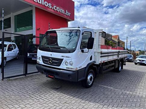 MERCEDES-BENZ ACCELO 815