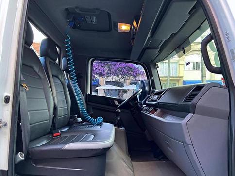 VOLKSWAGEN 11.180 DRC 4X2
