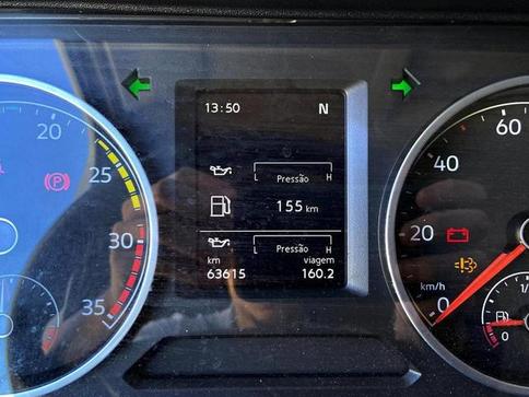 VOLKSWAGEN 26-320 CONSTELLATION 6x2 2p (DIESEL)(E6)