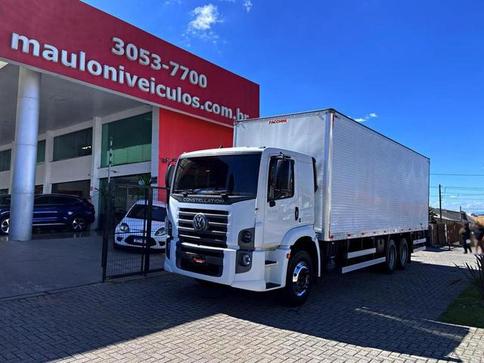 VOLKSWAGEN 26-320 CONSTELLATION 6x2 2p (DIESEL)(E6)