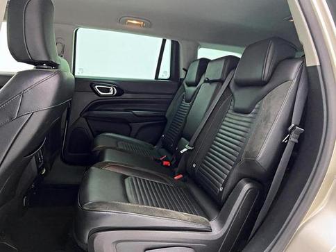 JEEP COMMANDER LIMITED T270 1.3 TB FLEX AUT