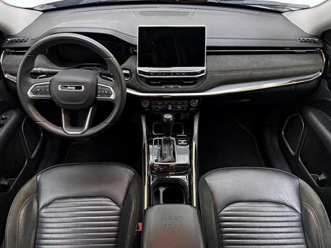 JEEP COMMANDER LIMITED T270 1.3 TB FLEX AUT