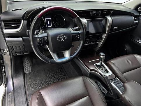 TOYOTA HILUX SW4 SRV 4X2 2.7 FLEX 16V AUT