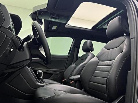 VOLKSWAGEN TAOS HIGHLINE 250 TSI