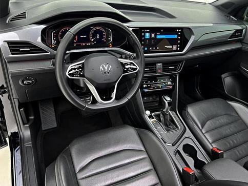 VOLKSWAGEN TAOS HIGHLINE 250 TSI