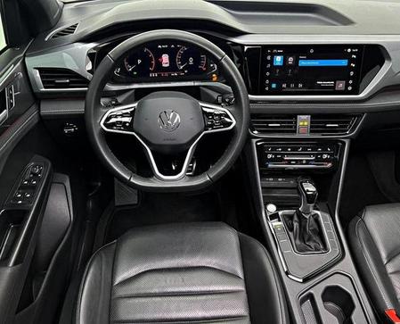 VOLKSWAGEN TAOS HIGHLINE 250 TSI