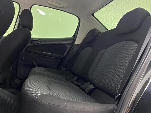 PEUGEOT 207 SEDAN PASSION XR 1.4 8V FLEX 4P