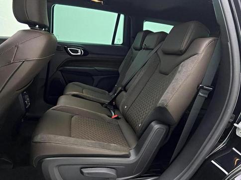 JEEP COMMANDER OVERL. 2.2 TD 4X4 DIESEL AUT.
