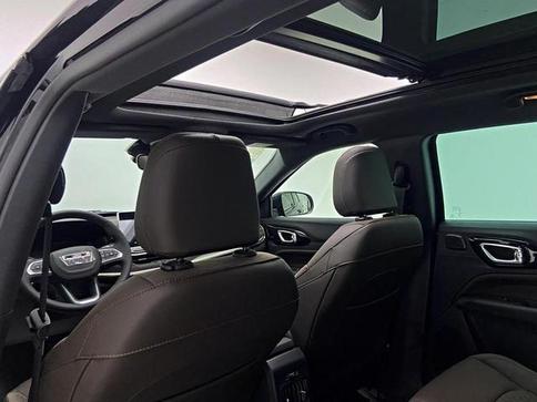 JEEP COMMANDER OVERL. 2.2 TD 4X4 DIESEL AUT.