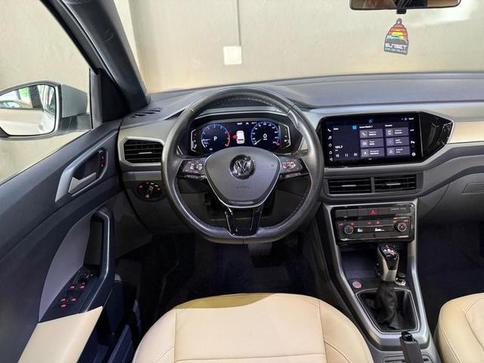 VOLKSWAGEN T CROSS CL TSI AD