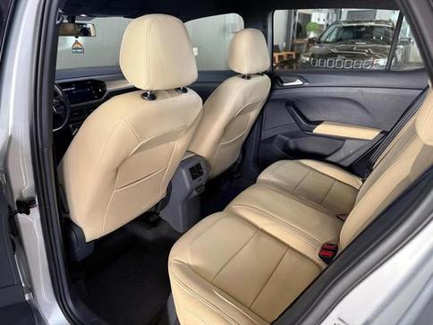 VOLKSWAGEN T CROSS CL TSI AD