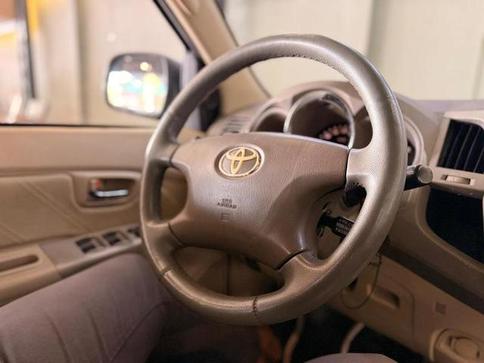 TOYOTA HILUXSW4 SRV4X4