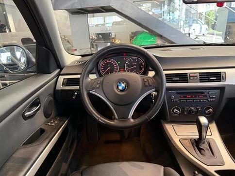 BMW 320 I