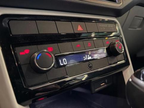 VOLKSWAGEN T CROSS HL TSI AE