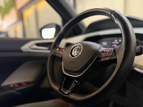 VOLKSWAGEN T CROSS HL TSI AE