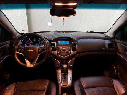CHEVROLET CRUZE LT HB