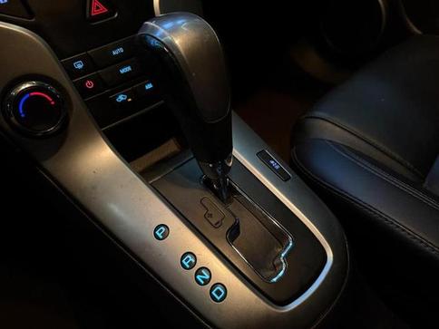 CHEVROLET CRUZE LT HB