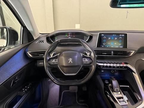 PEUGEOT 5008 GRIFFE AT