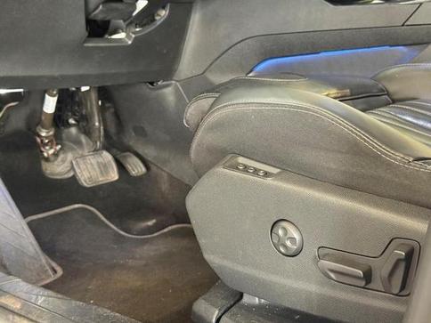PEUGEOT 5008 GRIFFE AT