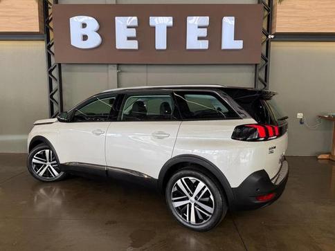 PEUGEOT 5008 GRIFFE AT