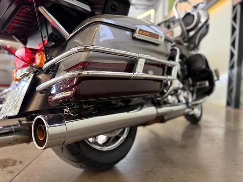 HARLEY-DAVIDSON CVO LIMITED FLHTKSE