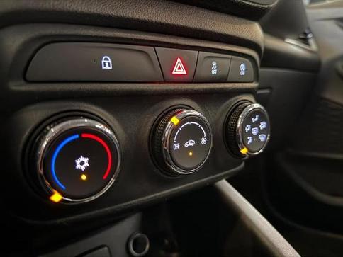 CHEVROLET TRACKER T A