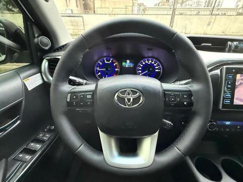 TOYOTA HILUX 2.8 SRX 4X4 2.8 TDI 16V DIESEL AUT