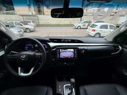 TOYOTA HILUX 2.8 SRX 4X4 2.8 TDI 16V DIESEL AUT