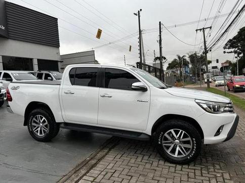 TOYOTA HILUX 2.8 SRX 4X4 2.8 TDI 16V DIESEL AUT