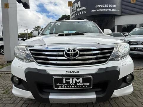 TOYOTA HILUX SW4 3.0 SRV 4X4 7 LUGARES 16V TURBO INTERCOOLER DIESEL 4P AUT