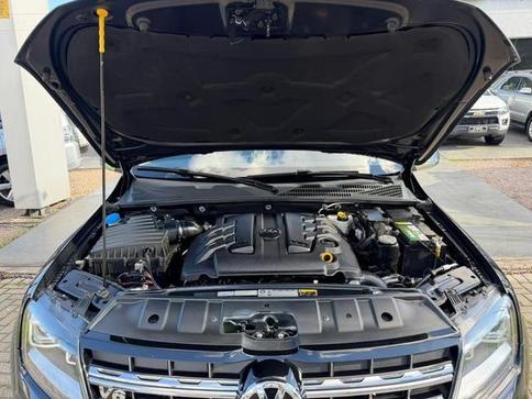 VOLKSWAGEN AMAROK 3.0 V6 TDI HIGHLINE CD DIESEL 4MOTION AUTOM�TICO