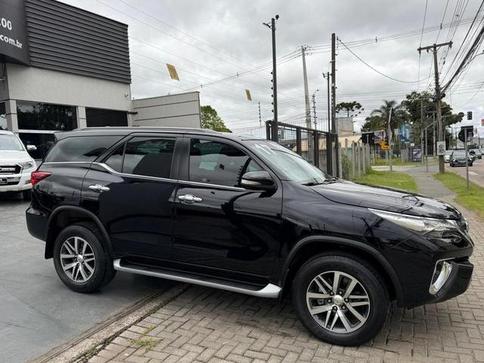 TOYOTA HILUX SW4 2.8 SRX 4X4 16V TURBO INTERCOOLER DIESEL 4P