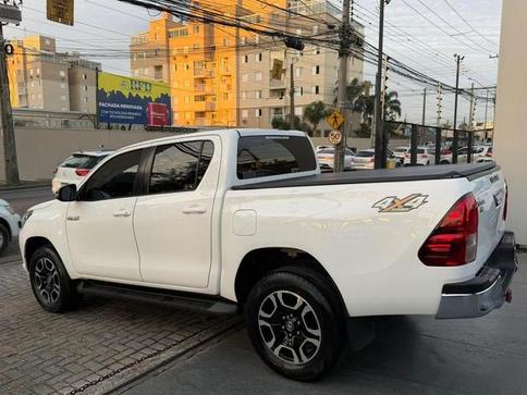 TOYOTA HILUX 2.8 SRV 4X4 CD 16V DIESEL 4P AUTOMATICO
