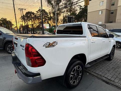 TOYOTA HILUX 2.8 SRV 4X4 CD 16V DIESEL 4P AUTOMATICO
