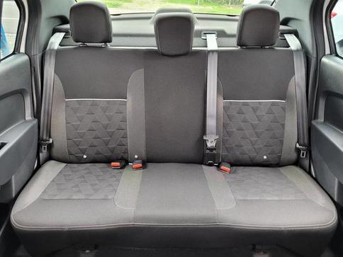 RENAULT LOGAN ZEN 16 CVT