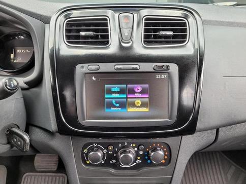 RENAULT LOGAN ZEN 16 CVT