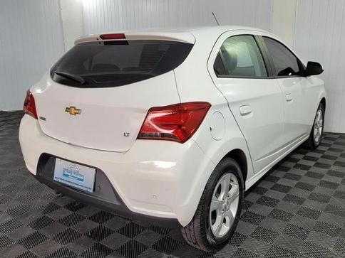 CHEVROLET ONIX 1.4 LT