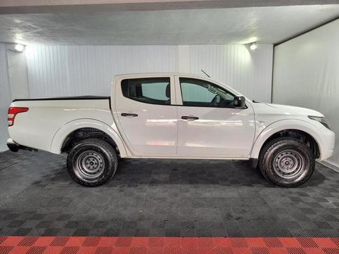 MITSUBISHI L-200 TRITON SPORT GL 2.4 TB DIESEL 4X4 MANUAL