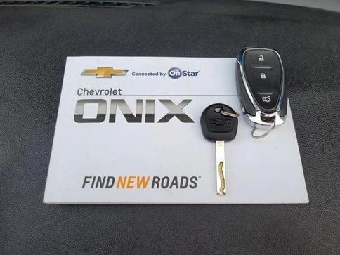 CHEVROLET ONIX Plus 10TMT LTZ