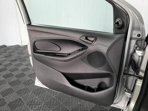 FORD KA + 1.0 SE 12V FLEX 4P MANUAL