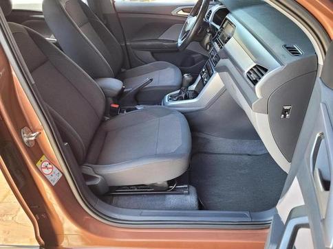 VOLKSWAGEN T CROSS 200 TSI