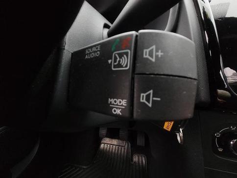 RENAULT LOGAN ZEN 16 CVT