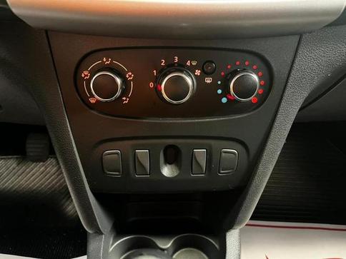 RENAULT SANDERO AUTH 10