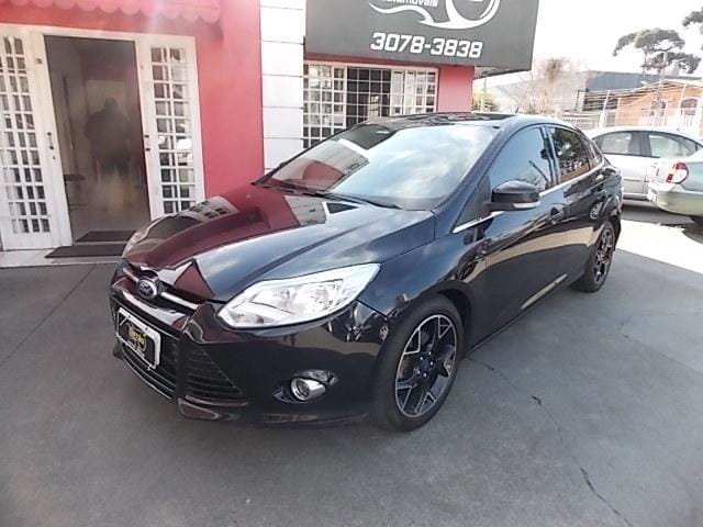 FORD FOCUS SEDAN TITANIUM 2.0 POWERSHIFT AUT.